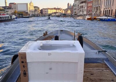 CONSEGNA MOBILI UFFICIO